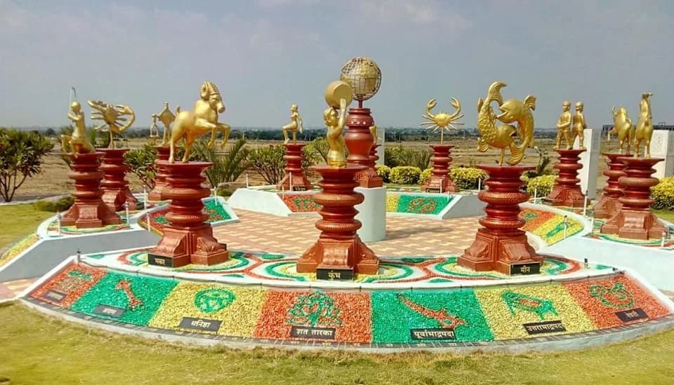 Decorative chessboard installation with chess pieces